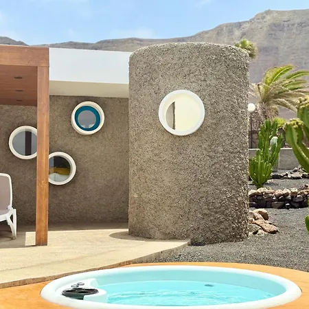 Canaryislandshost L Origen * Famara